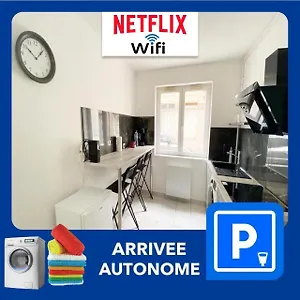 023 Chic & Cosy F1 23m2 Hypercentre Wifi Smart Tv Netflix , Saint-Etienne (Loire) France